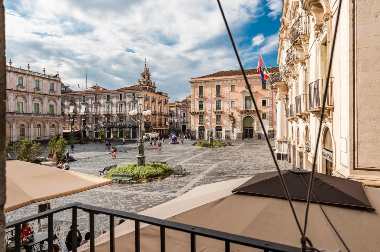 La Suite Di Piazza Dell'Universita Catânia Exterior foto